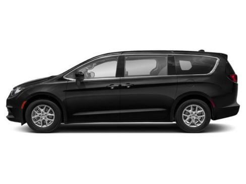 Used 2020 Chrysler Pacifica Touring w/ S Appearance Package FWD image 3