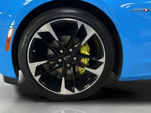 Used 2022 Chevrolet Camaro LT RWD image 37