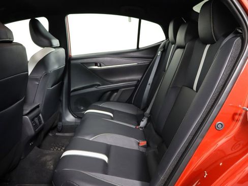 Used 2025 Toyota Camry SE image 16