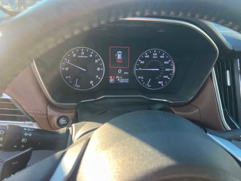 Used 2021 Subaru Outback Touring w/ Popular Package #2 image 18