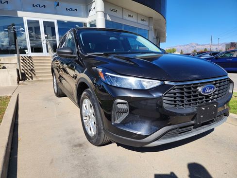 Used 2024 Ford Escape Active image 3