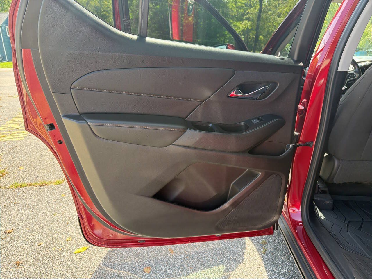 Used 2018 Chevrolet Traverse LT w/ LPO, Floor Liner Package AWD/4WD image 20