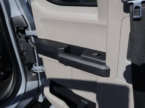 Used 2019 Ford F150 XL w/ Equipment Group 101A Mid RWD image 16