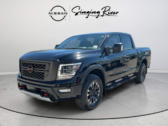 Used 2024 Nissan Titan PRO-4X w/ Pro-4x Convenience Package AWD/4WD image 3