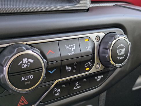 Used 2023 Jeep Wrangler Rubicon w/ Xtreme 35 Tire Package image 32