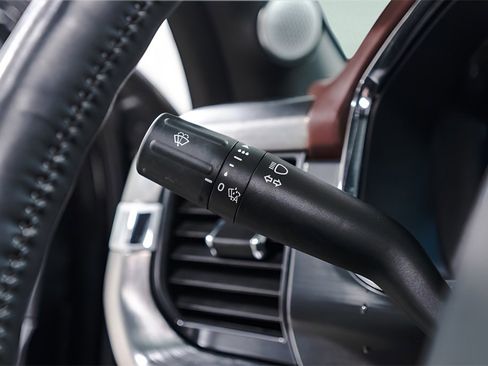 Used 2023 Ford F150 Lariat w/ Equipment Group 502A High image 22