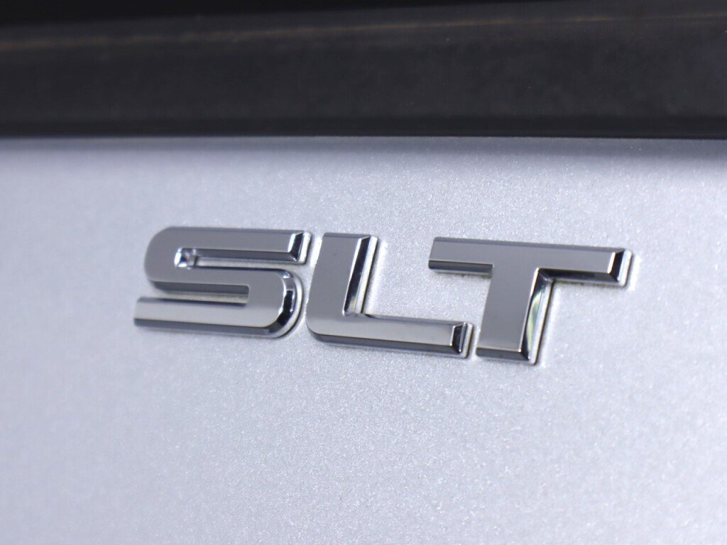 Used 2020 GMC Terrain SLT AWD/4WD image 37