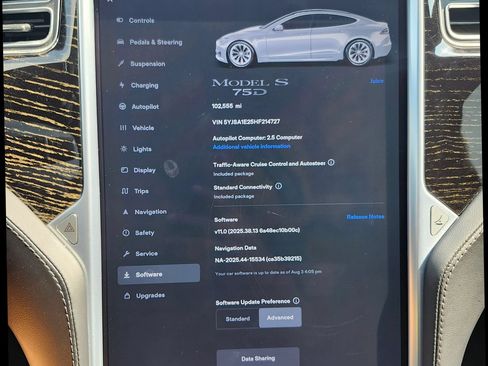 Used 2017 Tesla Model S 75D AWD/4WD image 2