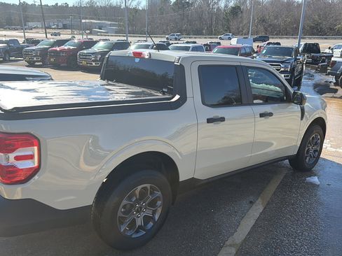 Used 2025 Ford Maverick XLT w/ XLT Luxury Package image 8