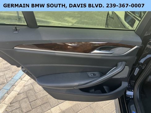 Used 2019 BMW 530i 530i w/ M Sport Package image 23