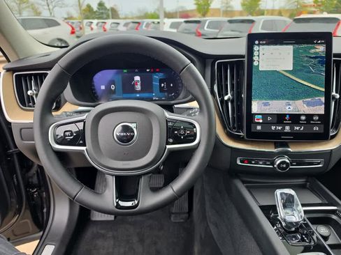 Used 2026 Volvo XC60 B5 Ultra w/ Protection Package Premier AWD/4WD image 12