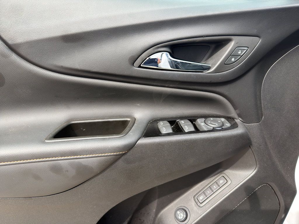 Used 2024 Chevrolet Equinox Premier AWD/4WD image 14