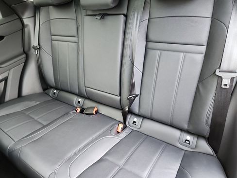 Used 2025 Land Rover Range Rover Evoque S image 25