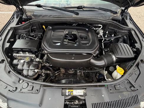 Used 2019 Dodge Durango AWD w/ Skid Plate Group image 12