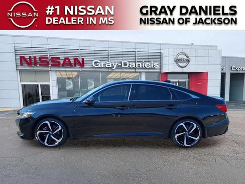 Used 2022 Honda Accord Sport Special Edition image 4
