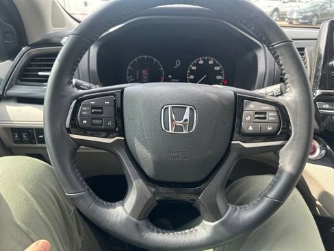 Used 2025 Honda Odyssey Elite image 31