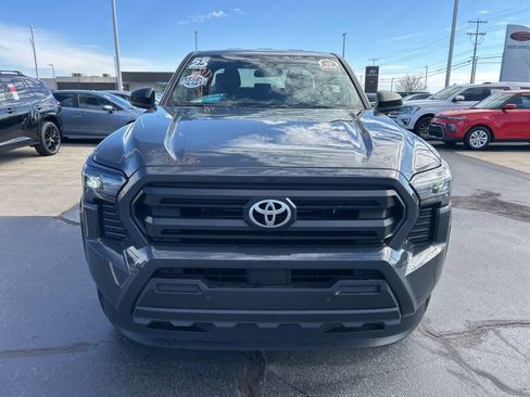 Used 2025 Toyota Tacoma SR w/ SR Upgrade Package image 21