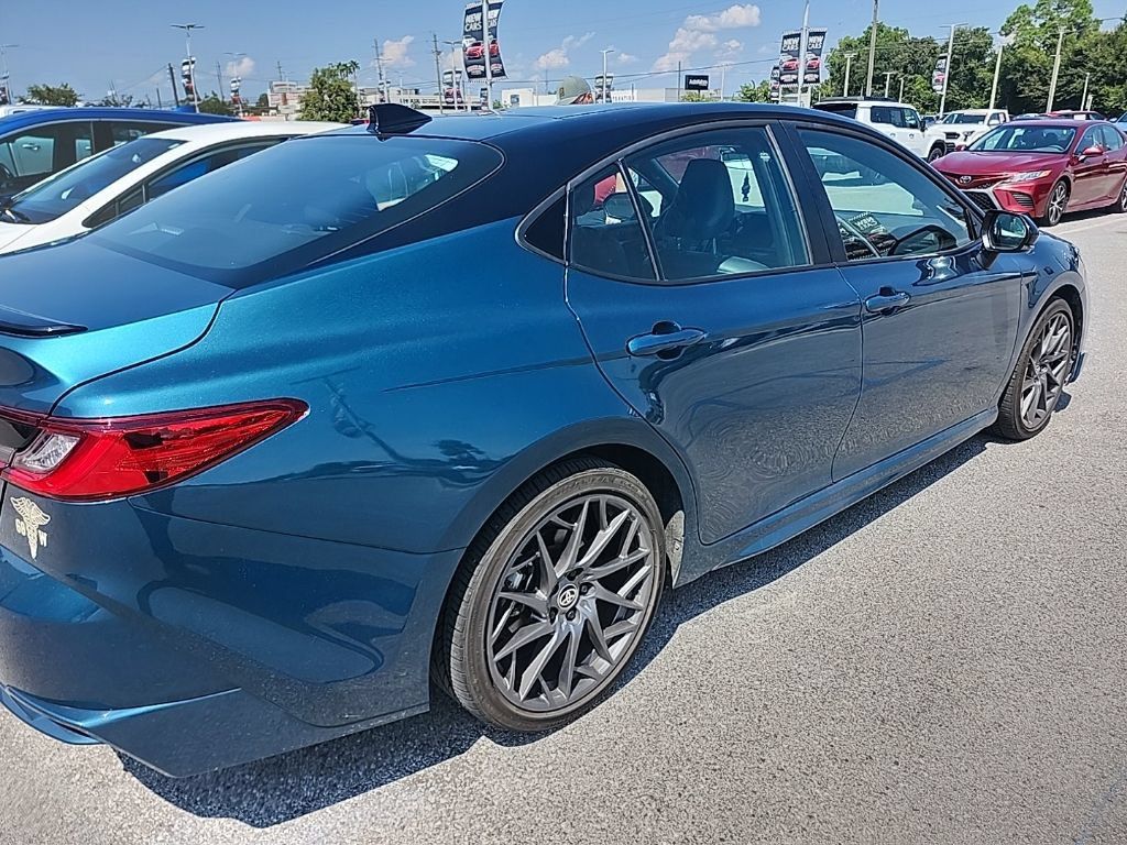 Used 2025 Toyota Camry XSE FWD image 14