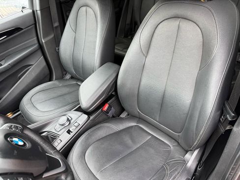 Used 2017 BMW X1 xDrive28i AWD/4WD image 6