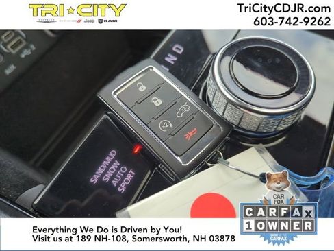 Used 2021 Jeep Grand Cherokee L Limited image 39