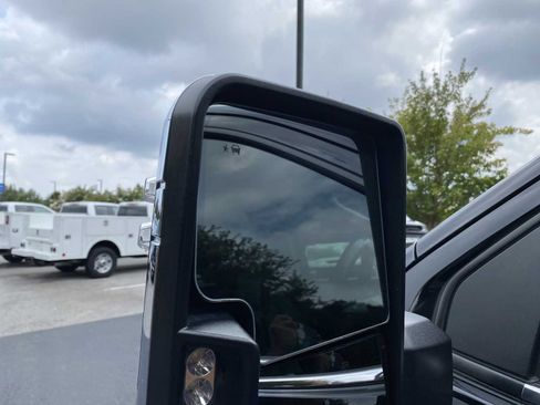 Used 2024 Chevrolet Silverado 2500 LTZ w/ LTZ Premium Package image 44