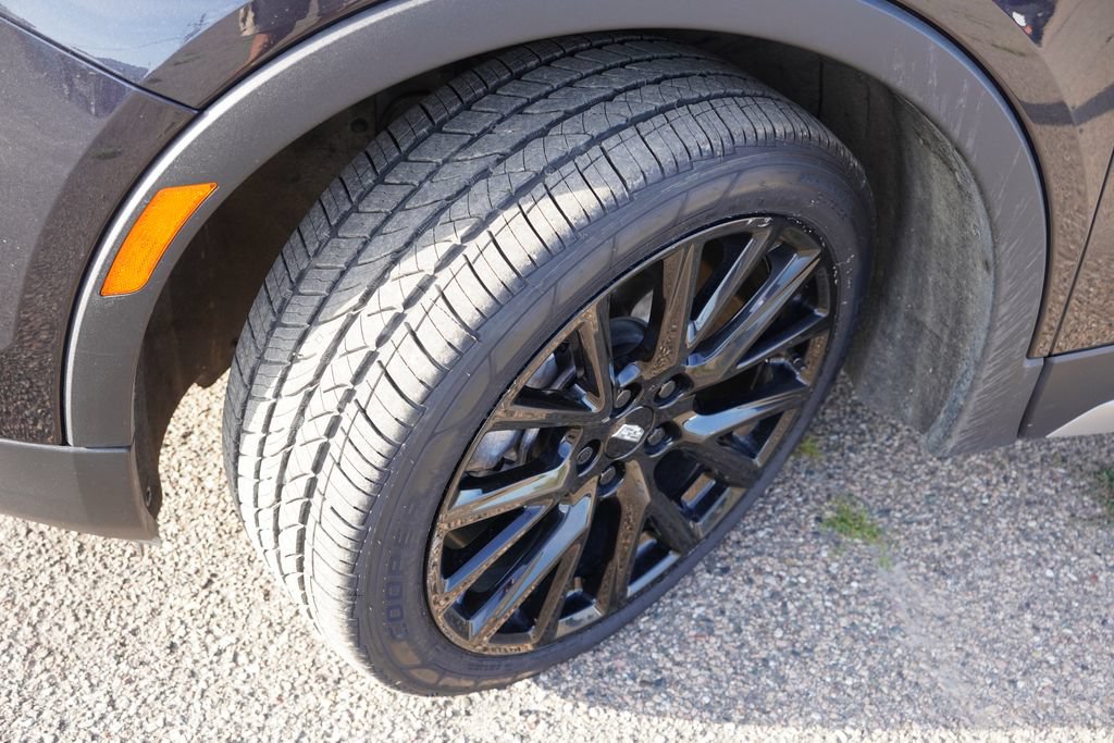 Certified 2023 Cadillac XT4 Premium Luxury w/ LPO, ONYX Package AWD/4WD image 13