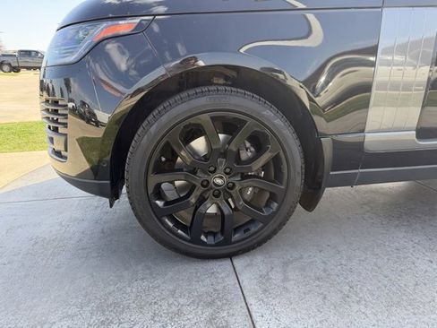 Used 2022 Land Rover Range Rover Westminster Edition image 4