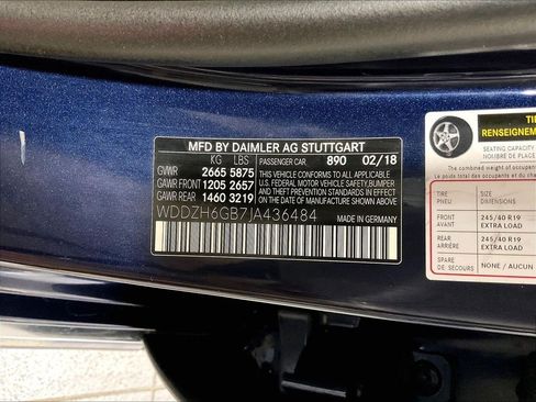 Used 2018 Mercedes-Benz E 400 4MATIC Wagon image 36