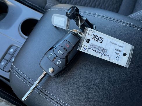 New 2025 Ford Ranger XLT w/ Equipment Group 301A High image 30