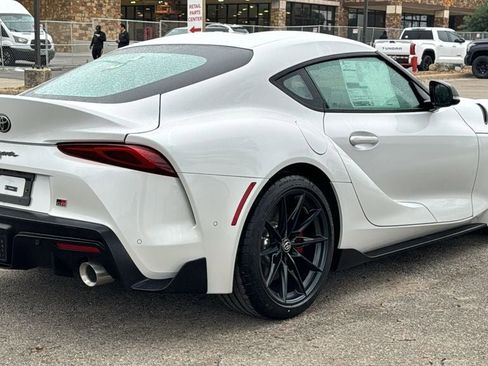 New 2026 Toyota Supra RWD image 9