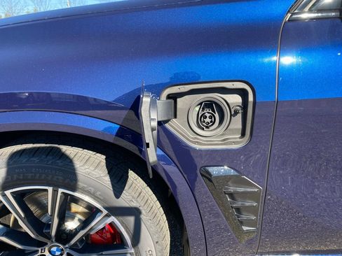 New 2026 BMW X5 xDrive50e w/ M Sport Package image 14