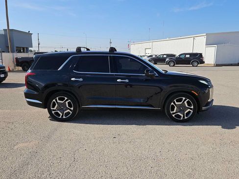 Used 2023 Hyundai Palisade Limited FWD image 9