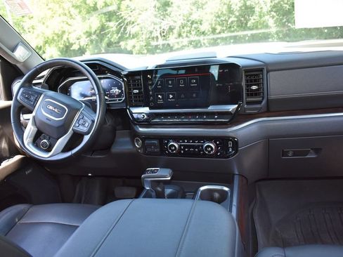 Used 2023 GMC Sierra 1500 SLT w/ SLT Premium Plus Package AWD/4WD image 37