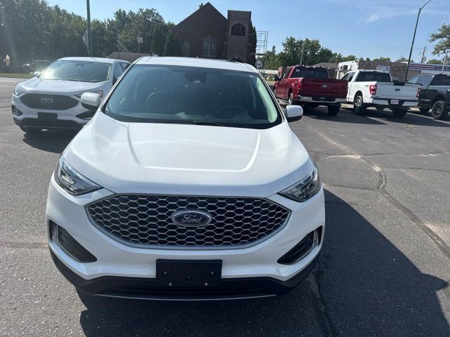 Used 2023 Ford Edge SEL w/ Convenience Package AWD/4WD image 2