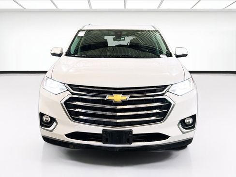 Used 2018 Chevrolet Traverse High Country image 2