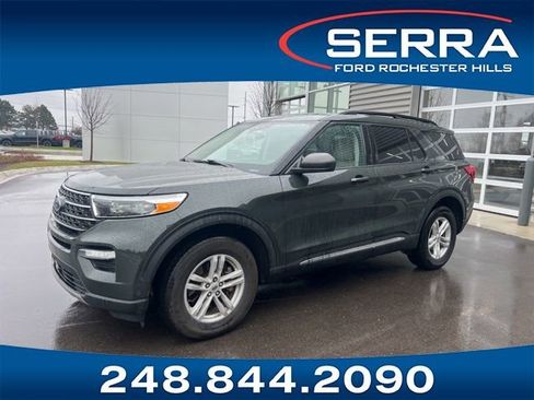 Used 2024 Ford Explorer XLT w/ Equipment Group 202A AWD/4WD image 1