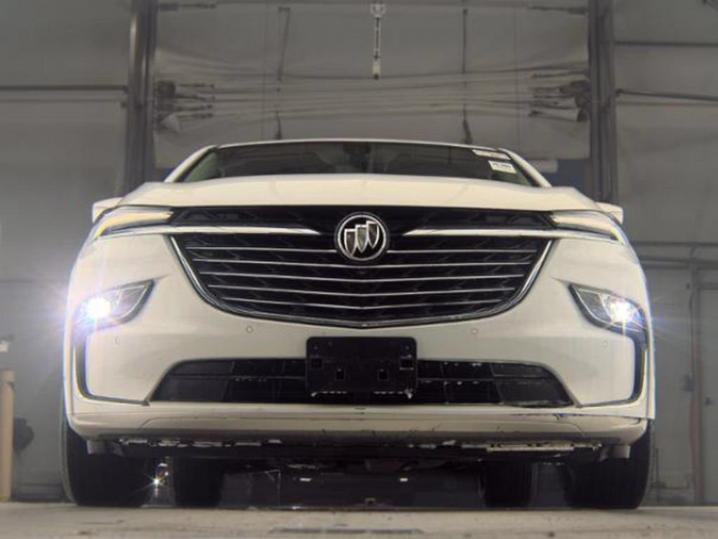 Used 2022 Buick Enclave Premium w/ Trailering Package, 5000 lbs. AWD/4WD image 3