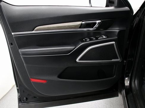 Used 2022 Kia Telluride EX w/ EX Premium Package image 22