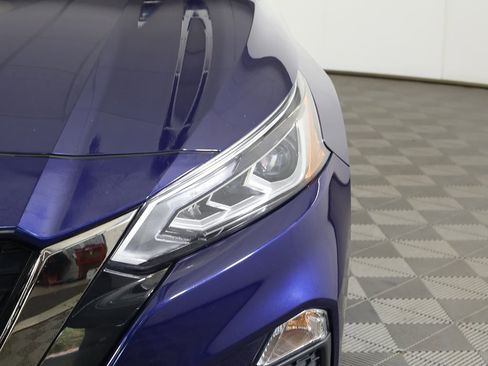 Used 2022 Nissan Altima 2.0 SR image 13