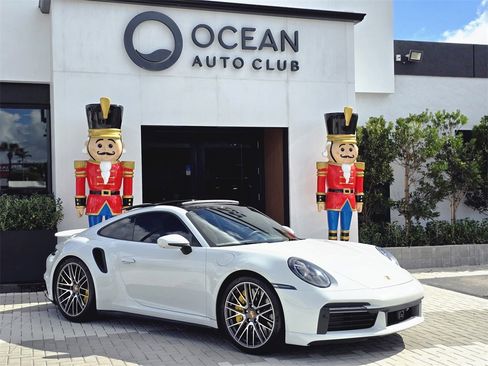 Used 2022 Porsche 911 Turbo S image 2