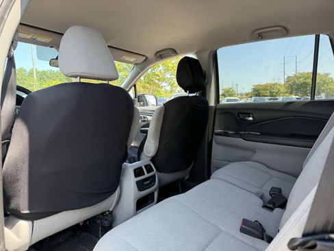 Used 2021 Honda Pilot EX image 21