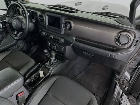 Used 2021 Jeep Gladiator Sport AWD/4WD image 31