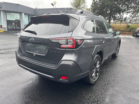 Used 2025 Subaru Outback Onyx Edition AWD/4WD image 5