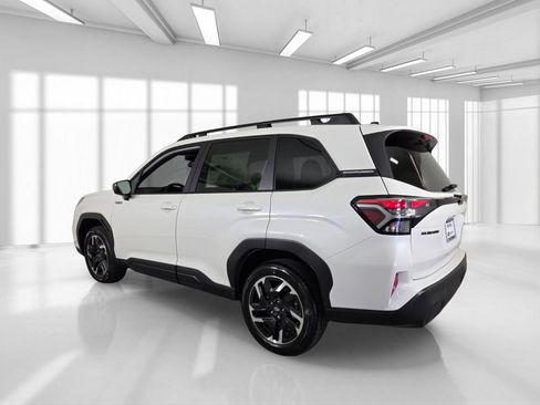New 2026 Subaru Forester Touring AWD/4WD image 4