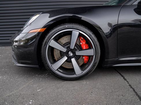New 2026 Porsche 911 Carrera 4S image 7