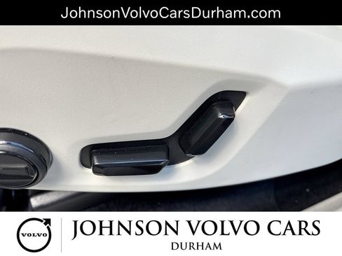 Used 2023 Volvo XC90 B6 Plus AWD/4WD image 14