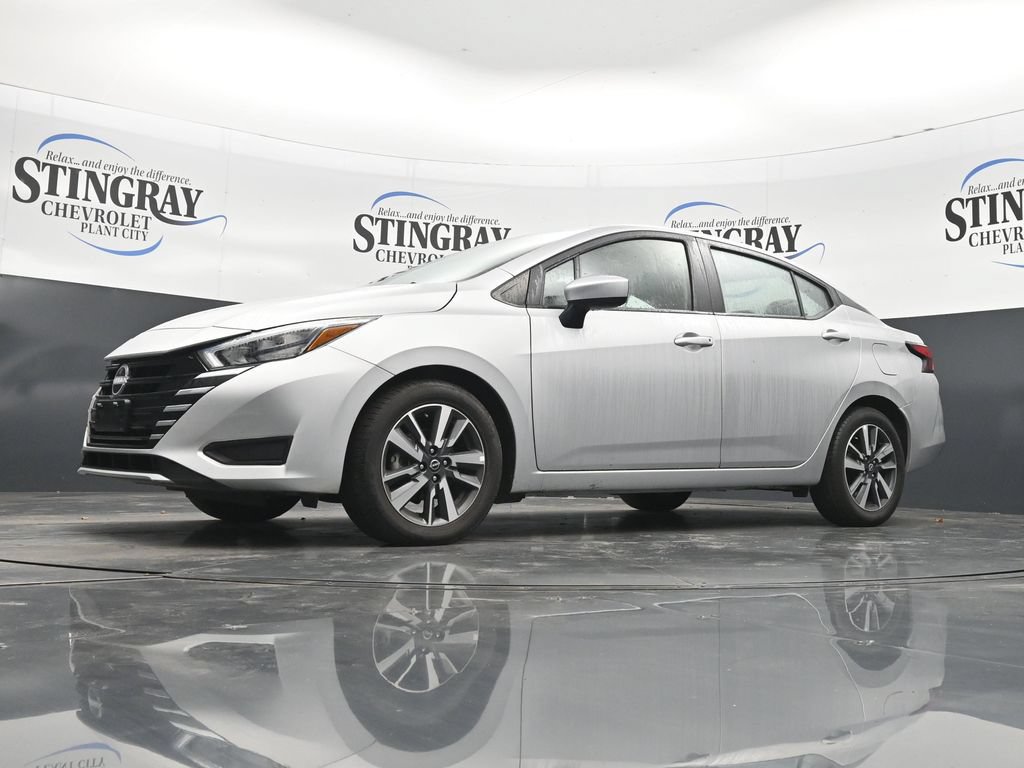 Used 2025 Nissan Versa SV FWD image 28