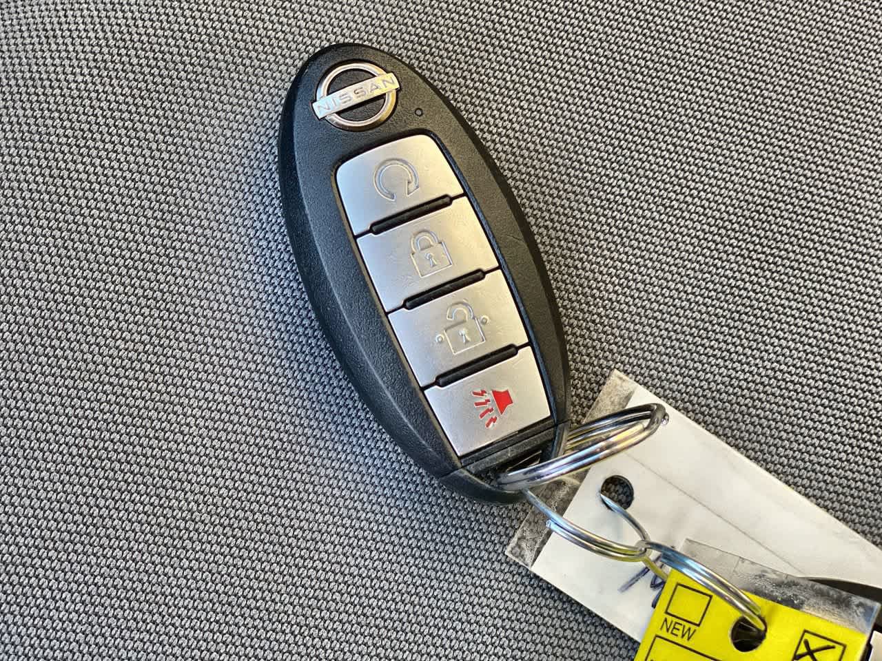 Used 2022 Nissan Frontier SV AWD/4WD image 26