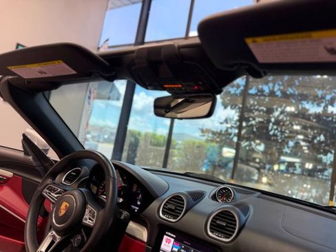 Used 2023 Porsche 718 Boxster GTS RWD image 36