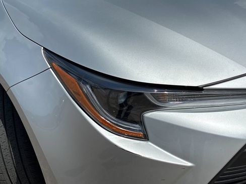 Used 2025 Toyota Corolla LE FWD image 26